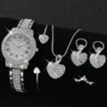 Luxuriöses silbernes Damen-Strass-Uhren- und herzförmiges Schmuckset für elegante Frauen - Römisches Zifferblatt Armreif Schmuckset / 6-Teiliges Set / Silber
