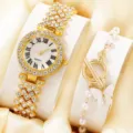 Elegant gold rhinestone quartz watch and pearl butterfly charm bracelet set for women - Watch + Butterfly Pendant Artificial Pearl Bracelet Set / Gold