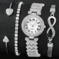 Elegant silver women's quartz watch with three sparkling diamond bracelet set pieces - Bracelet / Silver