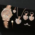 Luxuriöses roségoldenes Uhren- und Schmuckset mit vollständiger Kristallverzierung für Damen. - Roségold Herz Zifferblatt (17)