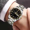 Luxus-Quarzuhr für Herren mit schwarzem Strass-Zifferblatt und zweifarbigem Stahlband - Silber-Gold-Band Schwarzes Zifferblatt Stil 3 (Klein)