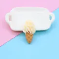 Simpatico ciondolo a forma di cono gelato in resina per orecchini e decorazioni DIY - circa 2,5 cm / Giallo Crema