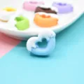 Blauer Herz-Donut-Miniatur-Resin-Anhänger für DIY-Handyhüllen-Bastelarbeiten - 26*20*10mm / Blau