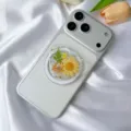 Detalle del soporte para móvil de resina en forma de corazón con flores amarillas reales - Soporte Magnético / Margarita Amarilla Pan de Oro