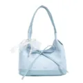 Elegante borsa a tracolla sottobraccio celeste con fiocco e ciondolo di perle da donna - con portachiavi / Blu
