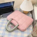 Borsa per laptop rosa trapuntata con manici verdi per notebook da 14-16 pollici - Grande / Rosa