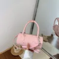Sac cylindrique rose élégant avec motif d'étoiles argentées et bandoulière - Avec Pendentif / Rose