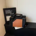 Μεγάλη τσάντα ταξιδιού πλάτης και κομψή μαύρη τσάντα από καμβά για σύντομα ταξίδια - Μαύρο