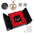 Ewige Rosen Schmuckschatulle Set mit Projektionskette und Ohrringen für Geschenk. - Goldfarbenes Herz & Ohrstecker mit schwarzer doppeltüriger Geschenkbox