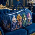 Luxe grote blauwe gewatteerde reistas met zeer gedetailleerde zeemeermin-prints. - Stijl 06
