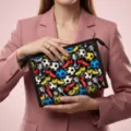 Borsa per trucco portatile con stampa calcio e chiusura a cerniera - Stile Graffiti Calcio Dinamico (02)