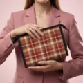 Tragbare Kosmetiktasche mit rot-braunem Karomuster und schwarzem Reißverschluss - Einzelpackung / Stil 10