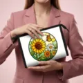 Tragbare weiße Kosmetiktasche mit künstlerischem Buntglas Sonnenblumen und Schmetterling. - 23*8.5*16.5cm / Buntglas Sonnenblume (02)