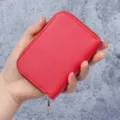 Porte-cartes rouge accordéon minimaliste avec fermeture éclair dorée pour cartes - Rouge
