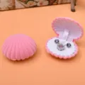 Roze fluwelen schelp sieradendoosje met klaver halsketting en oorbellen cadeauset. - Roze