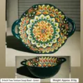 Vista dettagliata della ciotola in ceramica stile bohemien con motivo mandala. - Zuppiera con Motivo ad Albero da 9 Pollici / Zuppiera bohémien da 9 pollici con motivo a corteccia - Verde