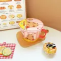 Tazón de fideos instantáneos de cerámica lindo con tapa y asa roja, vajilla de dormitorio. - Bol para fideos instantáneos con tapa - Mascota linda comiendo melón