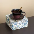 Set de taza y plato de café de cerámica creativa con elegante degradado y caja de regalo. - 300ml / Juego de Taza y Platillo de Café Floral Cambio de Horno Con Caja de Regalo y Cuchara / Púrpura