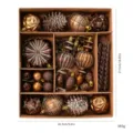 Set regalo di decorazioni natalizie in bronzo con palline e pigne assortite - Set decorazioni sagomate caffè - Modello A
