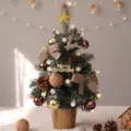 Piccolo albero di Natale da tavolo con luci LED calde e decorazioni color bronzo in vaso - Alce Marrone / 45cm
