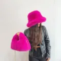 Vibrant pink faux fur bucket hat and matching chain hobo bag set for women. - Set / Rose Red