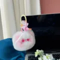 Schattige pluchen kat sleutelhanger met roze ogen en een gelukskat bedel detail - Roze