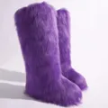 Bottes de neige hautes en fausse fourrure de renard violette avec une texture douce - Violet foncé