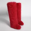 Vista lateral de las botas de invierno rojas de piel sintética por encima de la rodilla - Botas por encima de la rodilla extralargas de piel de oveja Tan roja / 36