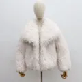 Elegante chaqueta corta de piel sintética blanca con textura rizada de lana de oveja mongola - Blanco #960