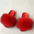 Ciabatte in pelliccia sintetica rosso vivace per donna con suola in PVC antiscivolo e morbida - C: pelliccia di volpe rossa (suola in PVC rosso)