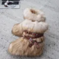 Stivali da neve in ecopelliccia stile punk Y2K con cinturini con fibbia e borchie marroni - Volpe dell'Isola d'Oro