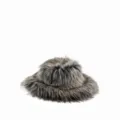 Eleganter grauer Anglerhut aus Fuchspelzimitat für den Winter mit flauschigem Finish - Silbergrau