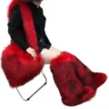 Set borsa a cuore e scaldamuscoli in finta pelliccia rossa vivace in stile Y2K - Set di stivali alti rosso brillante (5.0)