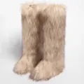 Kniehohe Y2K-Schneestiefel aus flauschigem Webpelz in Beige und Braun für Damen - Milchtee-Farbe