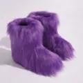 Bottes de neige en fausse fourrure violette style Y2K moelleux pour un look tendance - Violet foncé