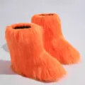 Bottes de neige en fausse fourrure de renard orange vif, style Y2K branché et ultra moelleux. - Orange