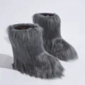 Bottes de neige en fausse fourrure grise, texture pelucheuse pour mode hiver Y2K - Gris foncé