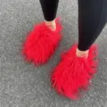 Luxe rode Mongoolse imitatiebont pantoffels, zeer pluizige platte slides voor dames - Rood