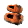Trendige Y2K-Punk-Hausschuhe aus Waschbär-Kunstfell in Orange und Schwarz - Orange - Wollimitat-Sohle 2.0 (Nur Schuhe) / 36 (US 3)