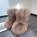 Modische taupefarbene Y2K Kunstpelz Schneestiefel mit wadenhoher Form und flauschigem Fell - 36 / Kaffeebraun