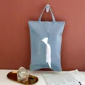 Porta fazzoletti a sospensione in finta pelle blu per decorazione auto e interni casa - Celeste (Non stampato)