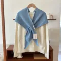 Herbst Winter einfarbiger gestrickter Kreuz Schal vielseitige Damen warmer Halstuch. - Himmelblau