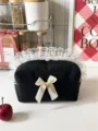 Bolso acolchado negro con borde de encaje blanco y lindo lazo, estuche portátil. - Bolsa de almacenamiento