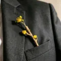 Élégante broche dorée en forme de branche pour mini bouquets sur revers de veste - Broche en Forme de Branche Ramifiée (WG-0895) / Or KC