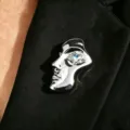 Creative artistic silver human face profile brooch badge with blue heart gem eye detail - Blue Heart Rhinestone Mask (6467) / Silver