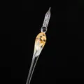 Plume de verre en cristal doree avec pointe spirale pour ecriture artistique delicate. - Modèle à fleurs incrustées - Mauve jaune