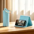 Tragbarer klappbarer Silikon Handyhalter in Tiffany Blau mit Karabinerhaken Tischständer - Neutrale englische Verpackung / Türkisblau