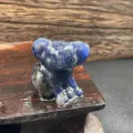 Escultura de talla de animal koala de piedra de cristal natural, artesanía de gemas de 3cm. - Sodalita Azul