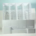 Dettaglio dell'organizer da scrivania in plastica, scaffale multi-griglia per ufficio. - modello 2 / Bianco