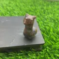 Natuurlijke kristallen alpaka figuur, schattig edelsteen snijwerk dier decoratie. - Sesamsteen